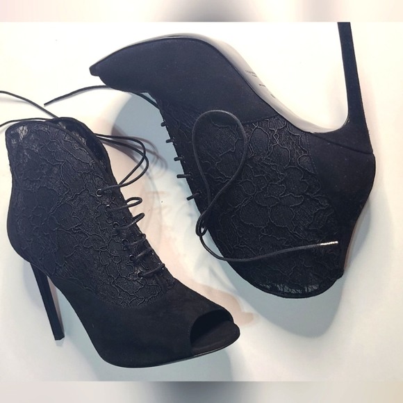 Yves Saint Laurent Black Lace Booties - Picture 1 of 12